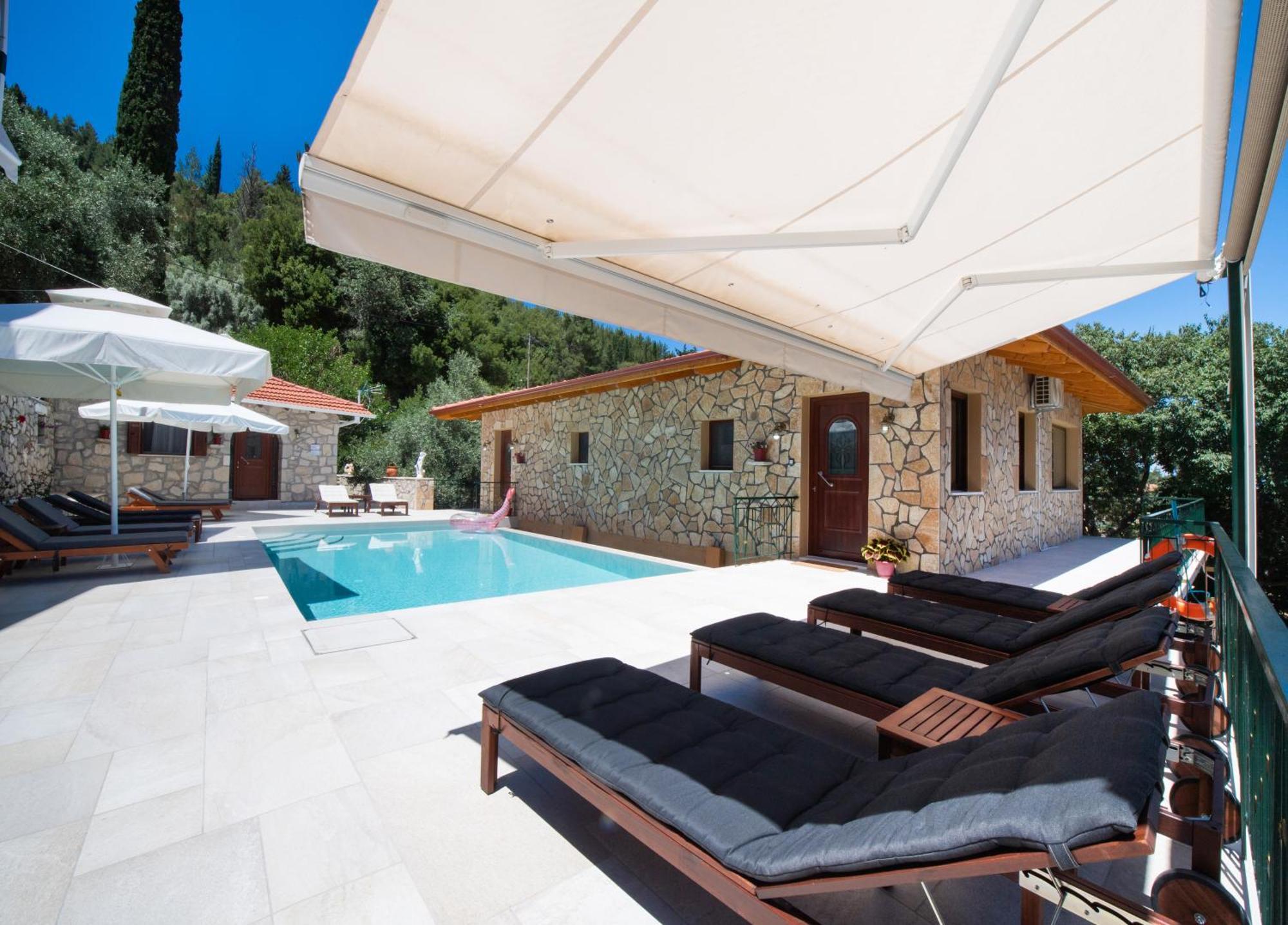 Secret Paradise Karia  Luaran gambar